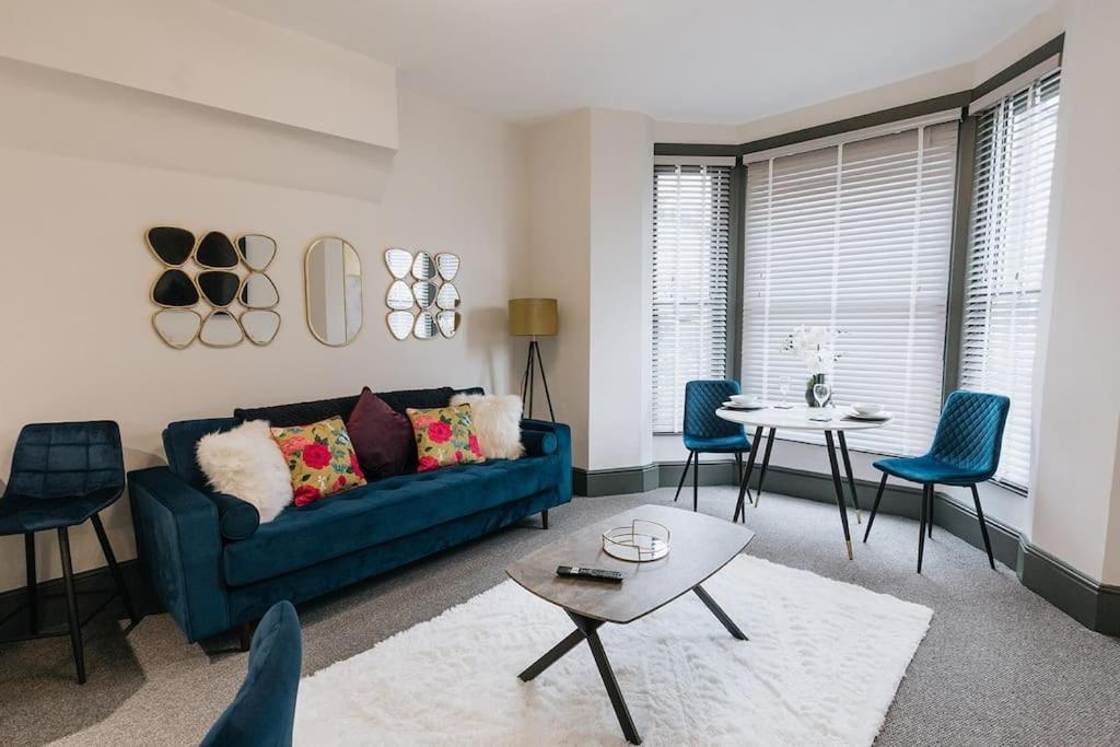Grove House No.07 - Luxury Apartment Close To The Llandudno Beach מראה חיצוני תמונה