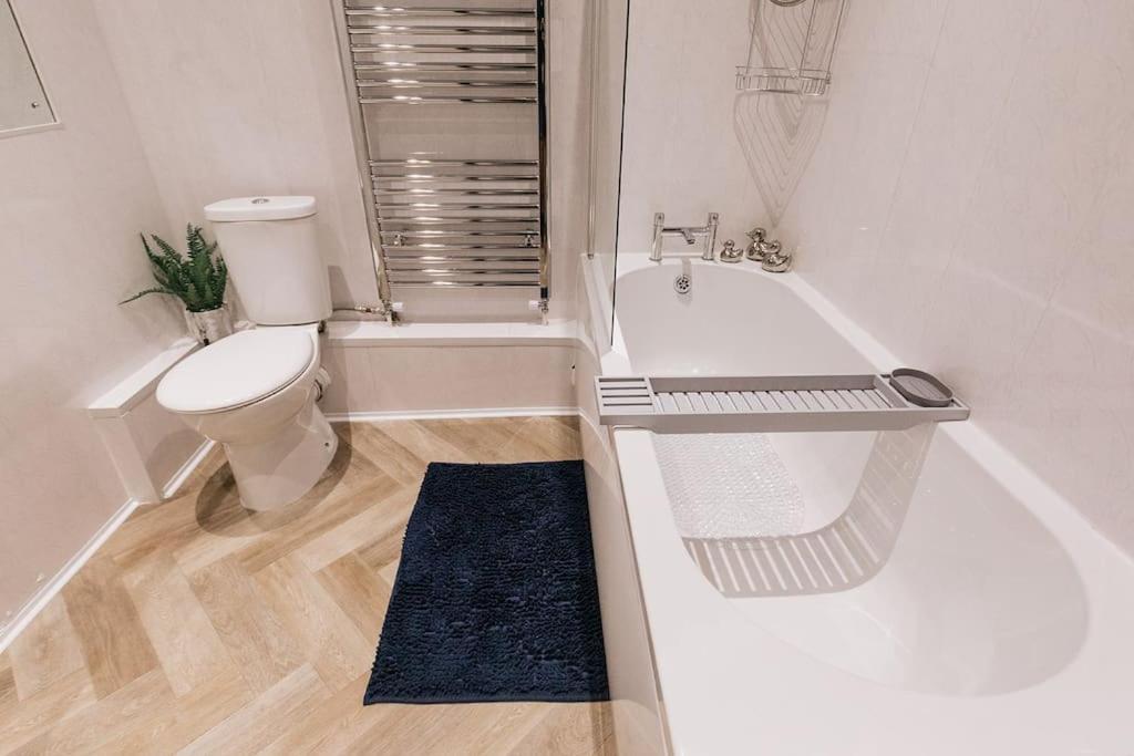 Grove House No.07 - Luxury Apartment Close To The Llandudno Beach מראה חיצוני תמונה